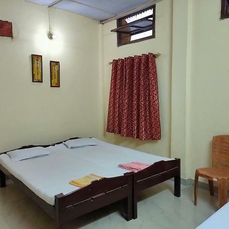 Chandrupal Lodging Guwahati Luaran gambar